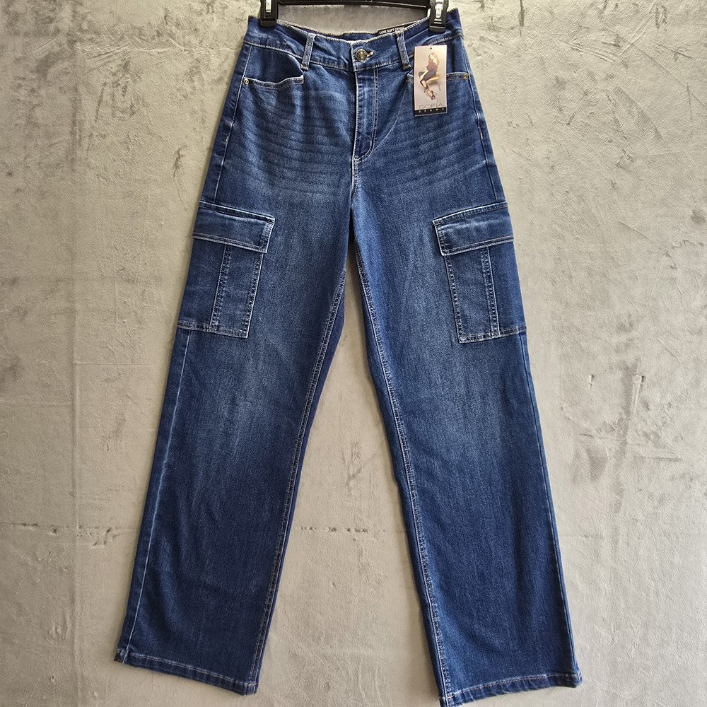 High-Rise Wide-Leg Cargo Jeans - Blue